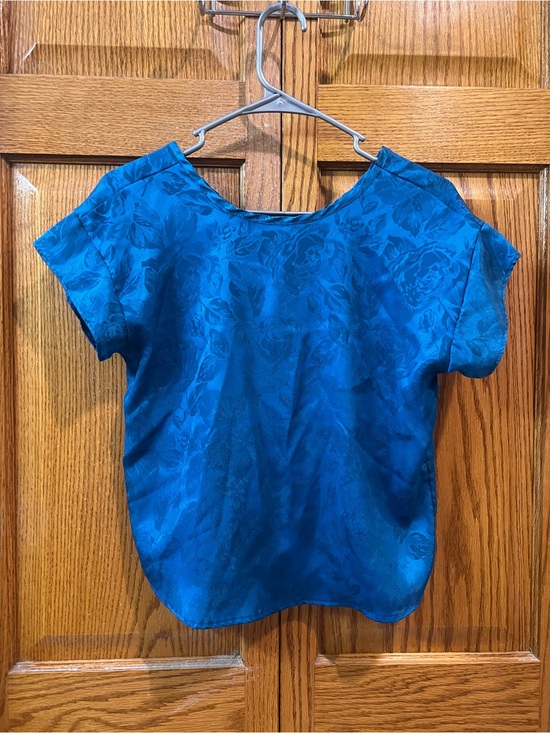 Lawrence Stevens New York Tops - Vintage Lawrence Steven’s New York Blue Short-Sleeve Floral Jacquard Blouse